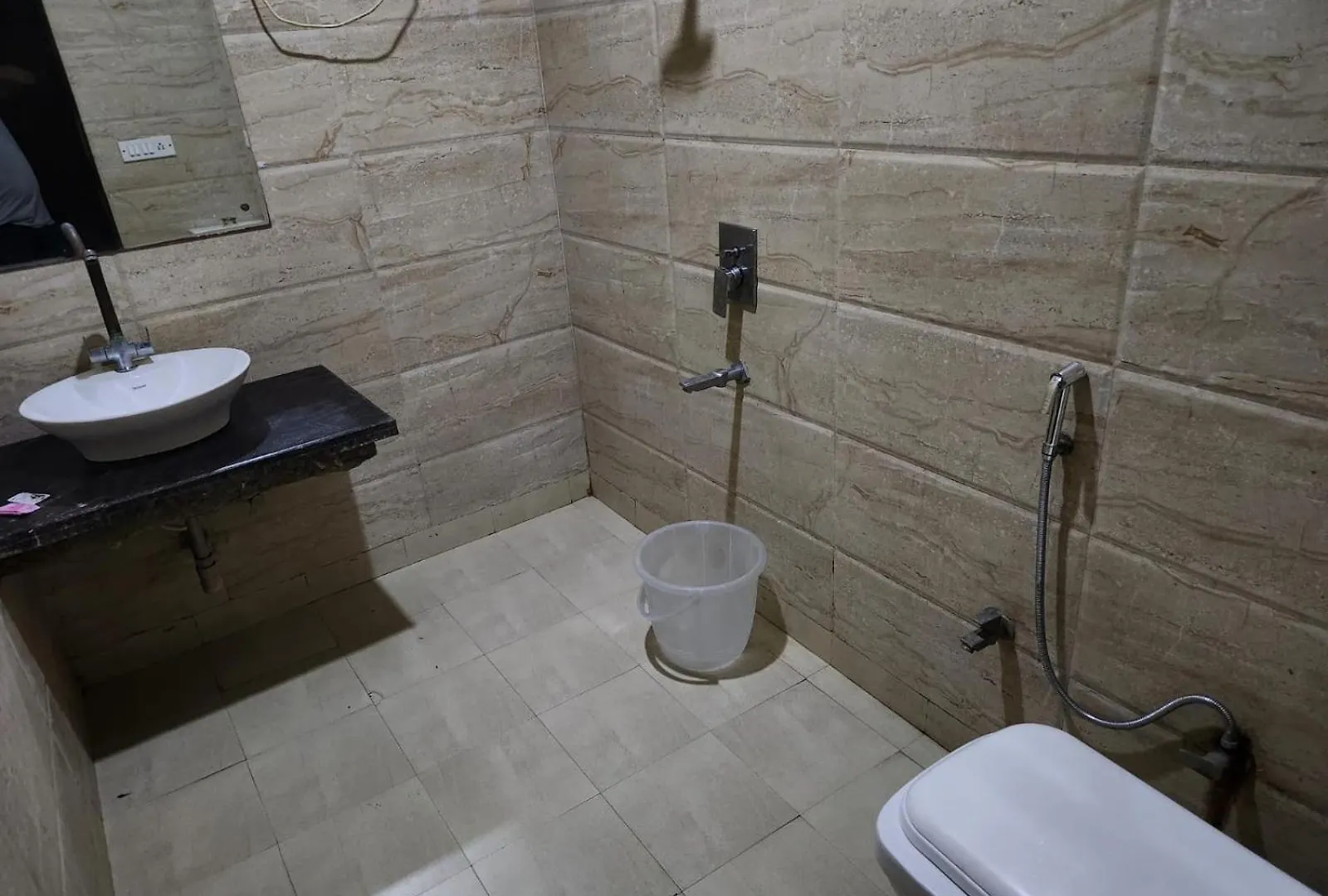 Hotel King Plaza Near Igi Airport New Delhi