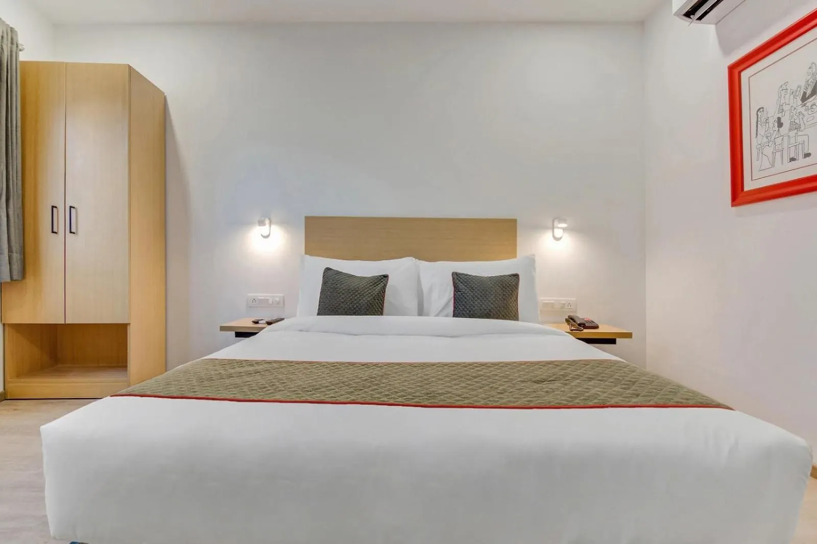 Hotel King Plaza Near Igi Airport New Delhi